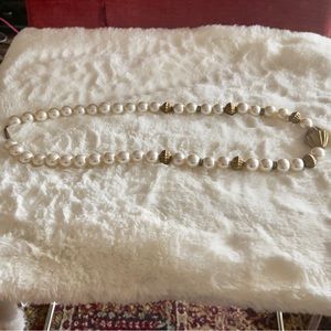 PreLoved long faux pearl necklace
